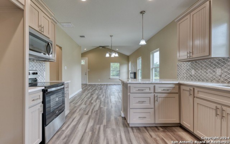 954 Ridge Trail, Spring Branch, TX 78070, 3 Bedrooms Bedrooms, ,2 BathroomsBathrooms,Residential,For Sale,954 Ridge Trail,1877103