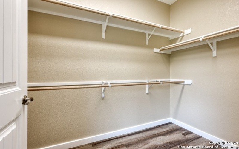 954 Ridge Trail, Spring Branch, TX 78070, 3 Bedrooms Bedrooms, ,2 BathroomsBathrooms,Residential,For Sale,954 Ridge Trail,1877103