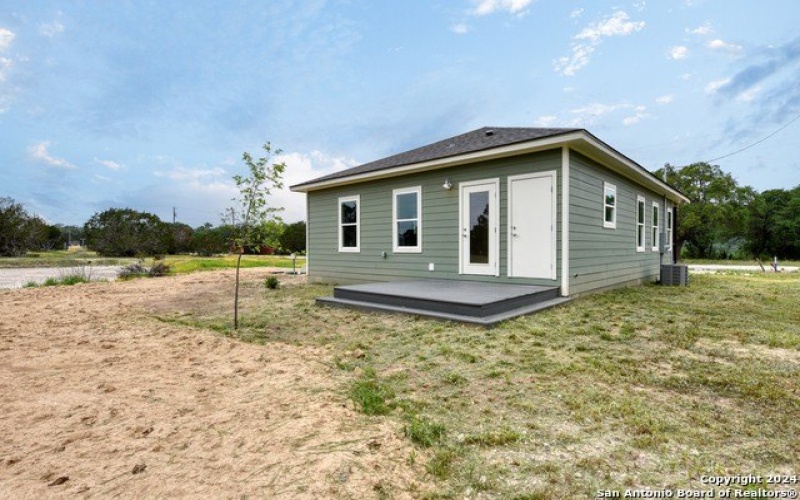 954 Ridge Trail, Spring Branch, TX 78070, 3 Bedrooms Bedrooms, ,2 BathroomsBathrooms,Residential,For Sale,954 Ridge Trail,1877103