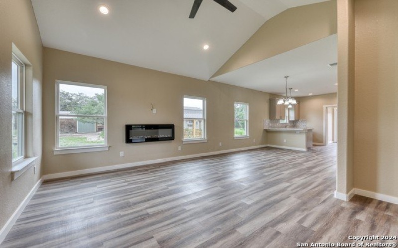 954 Ridge Trail, Spring Branch, TX 78070, 3 Bedrooms Bedrooms, ,2 BathroomsBathrooms,Residential,For Sale,954 Ridge Trail,1877103