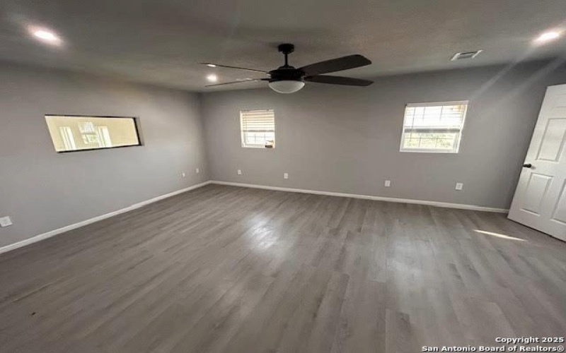 236 Hopi, Bandera, TX 78003, 5 Habitaciones Habitaciones , ,2 BañosBaños,Residential,En Venta,236 Hopi,1877208