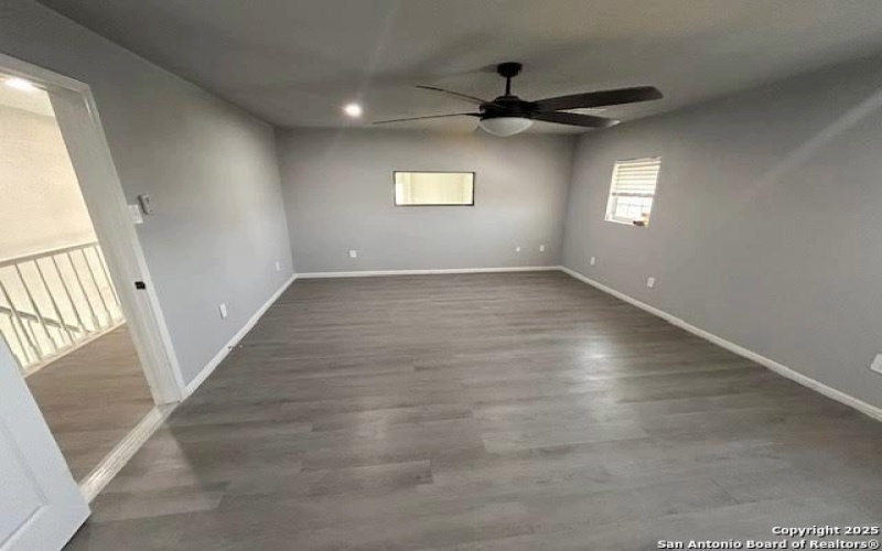 236 Hopi, Bandera, TX 78003, 5 Habitaciones Habitaciones , ,2 BañosBaños,Residential,En Venta,236 Hopi,1877208