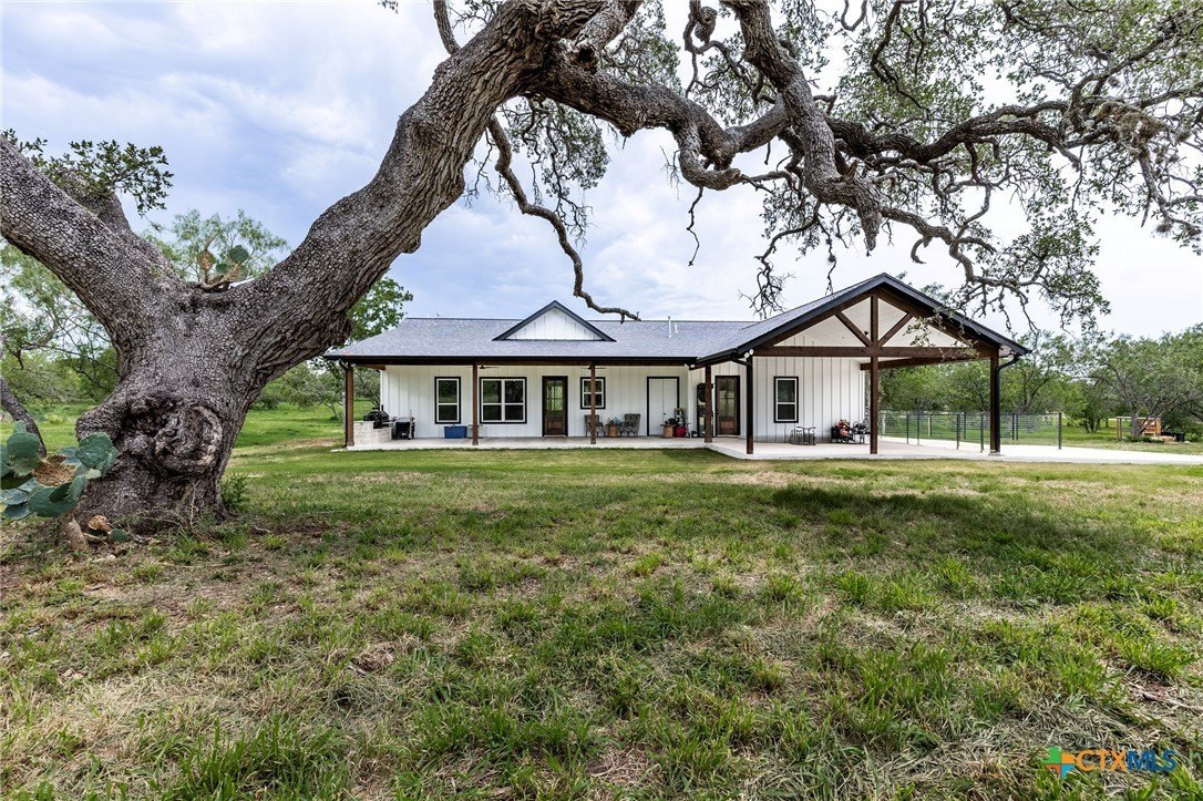 1130 Church Road, Seguin, TX 78155, 4 Bedrooms Bedrooms, ,3 BathroomsBathrooms,Residential,For Sale,1130 Church Road,583953