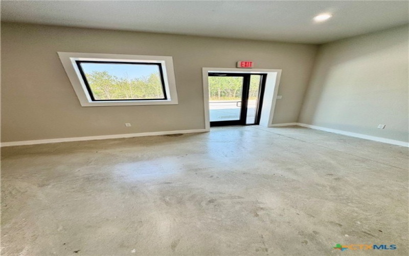 1247 E Watson Lane, New Braunfels, TX 78130, ,Commercial Lease,For Rent,1247 E Watson Lane,584028