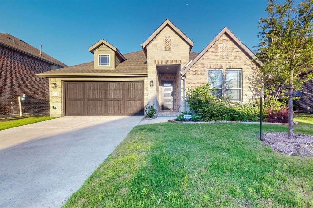 1312 Highcroft Lane, Forney, TX 75126, 4 Bedrooms Bedrooms, ,3 BathroomsBathrooms,Residential,For Sale,1312 Highcroft Lane,20928201