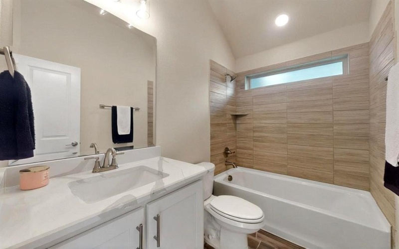 1312 Highcroft Lane, Forney, TX 75126, 4 Bedrooms Bedrooms, ,3 BathroomsBathrooms,Residential,For Sale,1312 Highcroft Lane,20928201