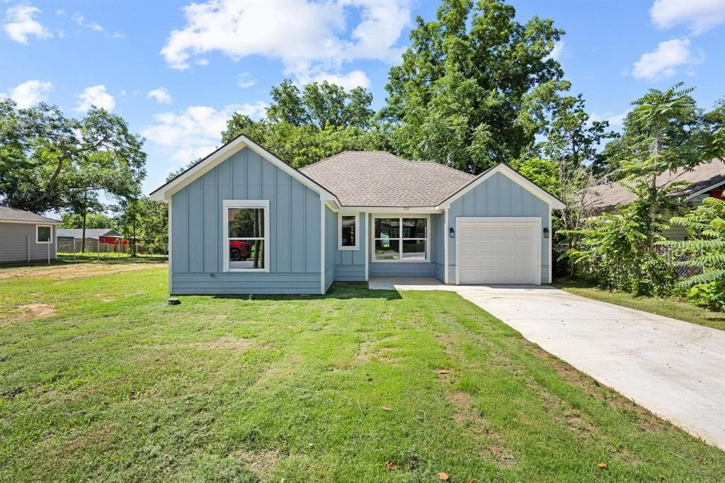 516 Florence, Denison, TX 75020, 3 Bedrooms Bedrooms, ,2 BathroomsBathrooms,Residential,For Sale,516 Florence,20963710