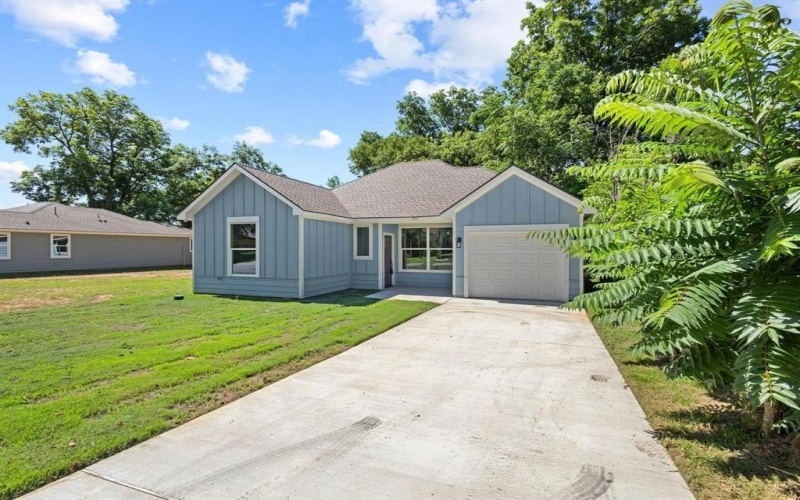 516 Florence, Denison, TX 75020, 3 Bedrooms Bedrooms, ,2 BathroomsBathrooms,Residential,For Sale,516 Florence,20963710