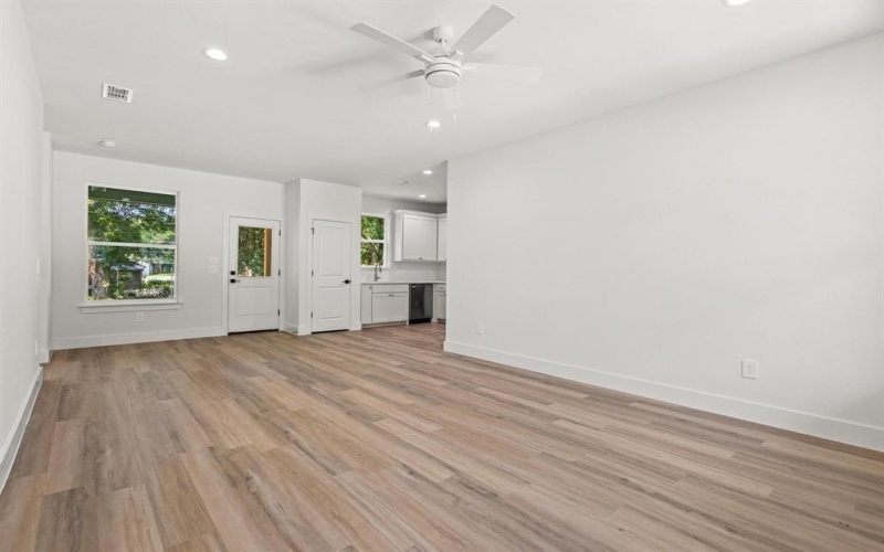 516 Florence, Denison, TX 75020, 3 Bedrooms Bedrooms, ,2 BathroomsBathrooms,Residential,For Sale,516 Florence,20963710