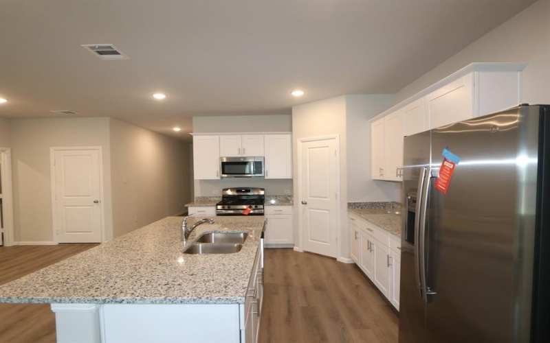 453 Forsyth Drive, Princeton, TX 75407, 5 Bedrooms Bedrooms, ,3 BathroomsBathrooms,Residential,For Sale,453 Forsyth Drive,20975337