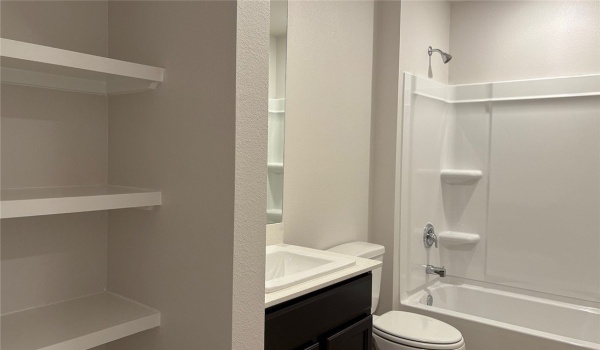7933 Salais Drive, Corpus Christi, TX 78414, 3 Habitaciones Habitaciones , ,2 BañosBaños,Residential,En Venta,7933 Salais Drive,456584