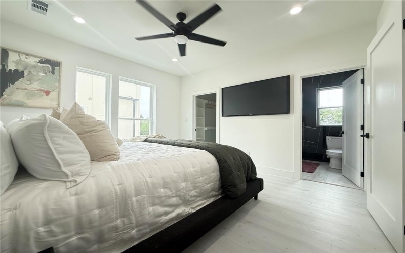 7207 Mohawk Drive #104, Dallas, TX 75235, 2 Habitaciones Habitaciones , ,2 BañosBaños,Residential Lease,En Alquiler,7207 Mohawk Drive,20975726