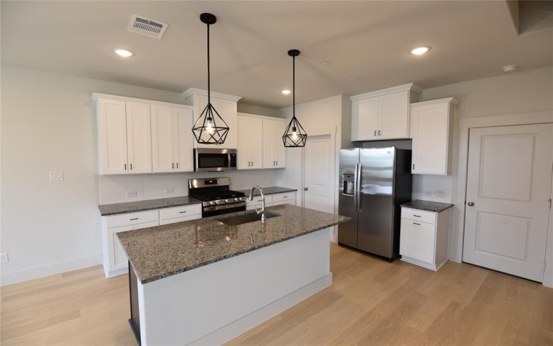 4525 Lamplights Drive, Celina, TX 75078, 3 Habitaciones Habitaciones , ,2 BañosBaños,Residential Lease,En Alquiler,4525 Lamplights Drive,20975866
