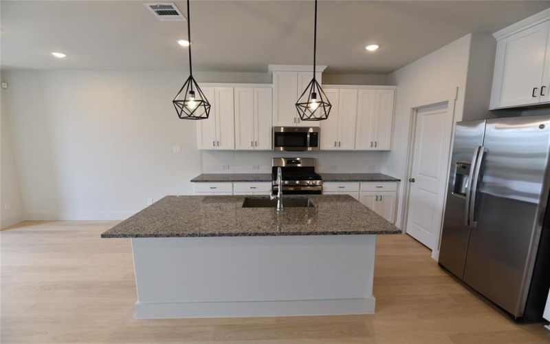 4525 Lamplights Drive, Celina, TX 75078, 3 Habitaciones Habitaciones , ,2 BañosBaños,Residential Lease,En Alquiler,4525 Lamplights Drive,20975866