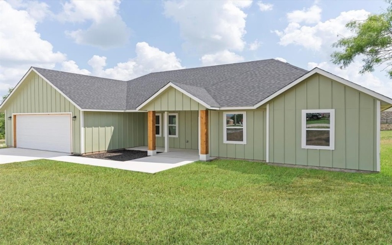 799 Blue Fathom Drive, Runaway Bay, TX 76426, 4 Bedrooms Bedrooms, ,2 BathroomsBathrooms,Residential,For Sale,799 Blue Fathom Drive,20970398