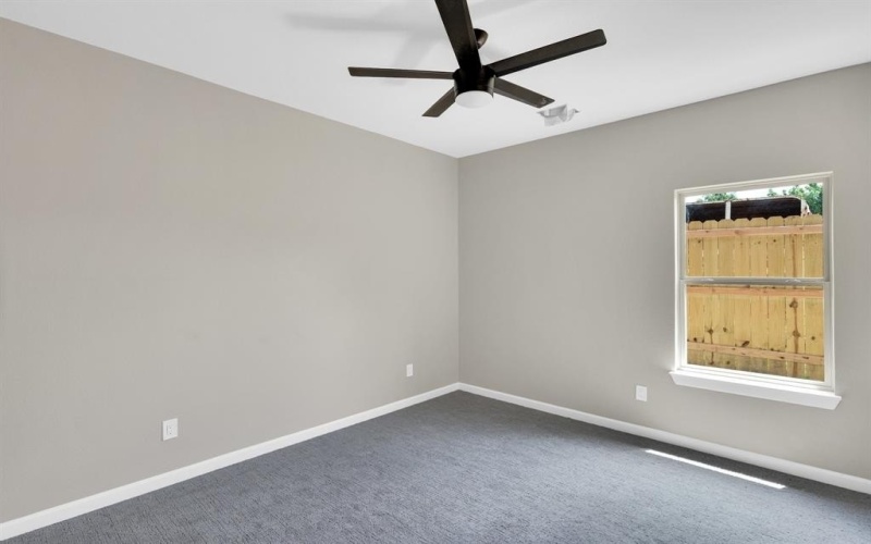 5136 Farnsworth Avenue, Fort Worth, TX 76107, 4 Bedrooms Bedrooms, ,3 BathroomsBathrooms,Residential,For Sale,5136 Farnsworth Avenue,20971033