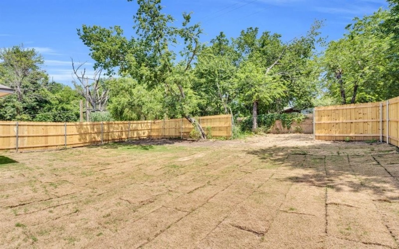 5136 Farnsworth Avenue, Fort Worth, TX 76107, 4 Bedrooms Bedrooms, ,3 BathroomsBathrooms,Residential,For Sale,5136 Farnsworth Avenue,20971033