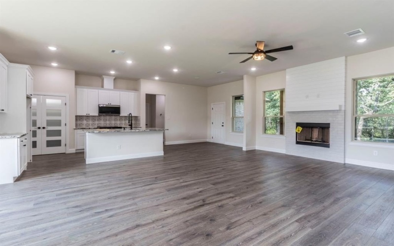 458 Jim Walters Drive, Runaway Bay, TX 76426, 4 Bedrooms Bedrooms, ,2 BathroomsBathrooms,Residential,For Sale,458 Jim Walters Drive,20973321