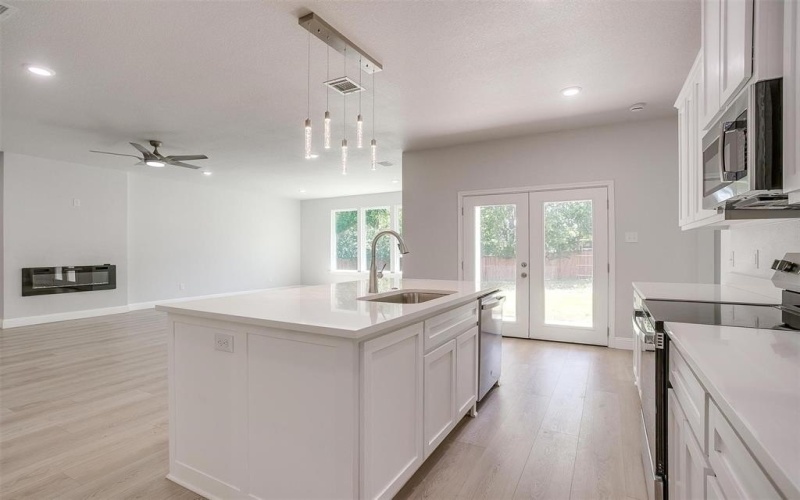 507 S 4th Street, Grandview, TX 76050, 4 Bedrooms Bedrooms, ,2 BathroomsBathrooms,Residential,For Sale,507 S 4th Street,20973570