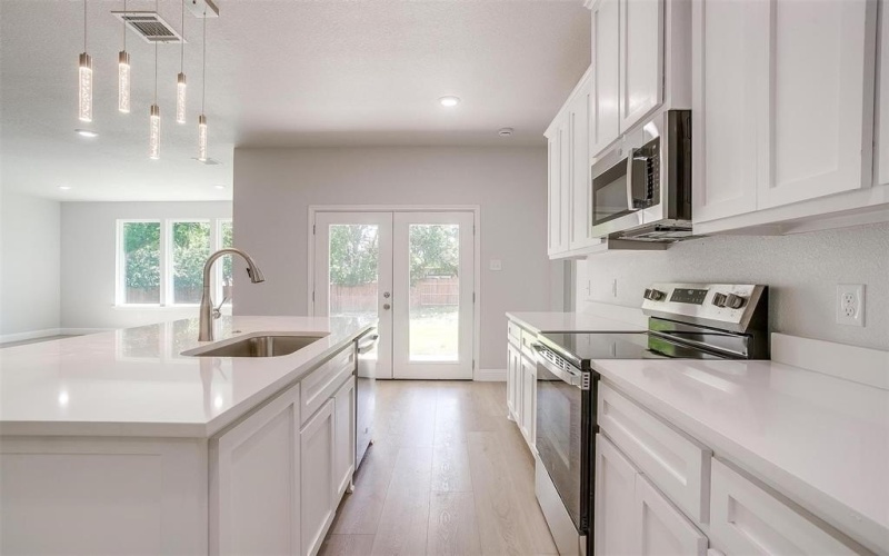 507 S 4th Street, Grandview, TX 76050, 4 Bedrooms Bedrooms, ,2 BathroomsBathrooms,Residential,For Sale,507 S 4th Street,20973570