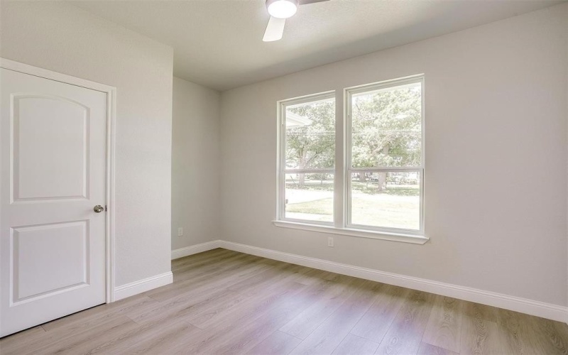 507 S 4th Street, Grandview, TX 76050, 4 Bedrooms Bedrooms, ,2 BathroomsBathrooms,Residential,For Sale,507 S 4th Street,20973570