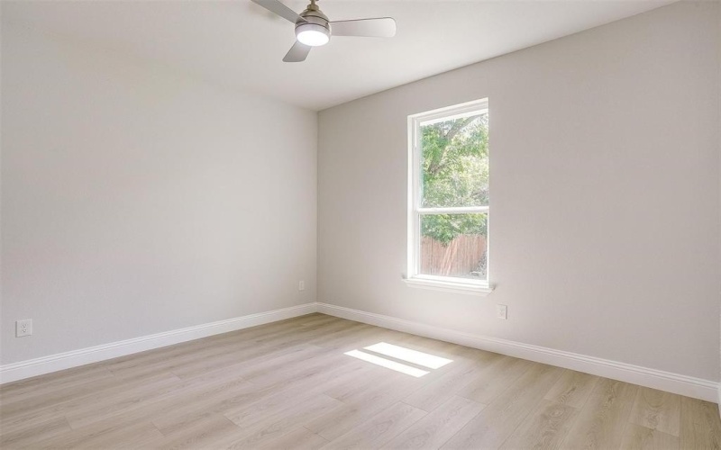 507 S 4th Street, Grandview, TX 76050, 4 Bedrooms Bedrooms, ,2 BathroomsBathrooms,Residential,For Sale,507 S 4th Street,20973570