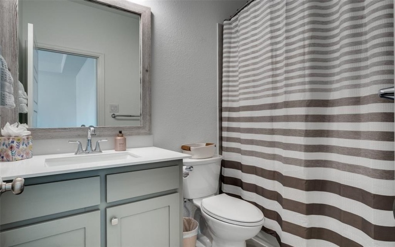2128 Eastleigh Drive, Fort Worth, TX 76008, 3 Bedrooms Bedrooms, ,2 BathroomsBathrooms,Residential,For Sale,2128 Eastleigh Drive,20973708