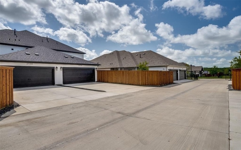 2128 Eastleigh Drive, Fort Worth, TX 76008, 3 Bedrooms Bedrooms, ,2 BathroomsBathrooms,Residential,For Sale,2128 Eastleigh Drive,20973708