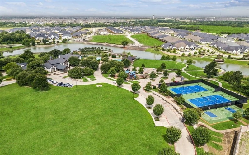 2429 Gallant Fox Road, Celina, TX 75009, 5 Bedrooms Bedrooms, ,6 BathroomsBathrooms,Residential,For Sale,2429 Gallant Fox Road,20973840