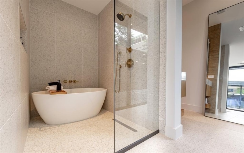 6822 Victoria Avenue, Dallas, TX 75209, 4 Bedrooms Bedrooms, ,5 BathroomsBathrooms,Residential,For Sale,6822 Victoria Avenue,20974020