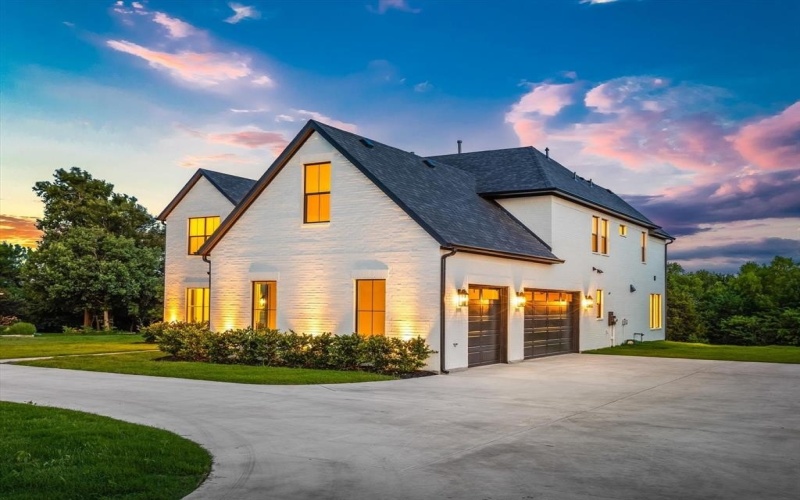 4310 Waterstone Estates Drive, McKinney, TX 75071, 5 Bedrooms Bedrooms, ,3 BathroomsBathrooms,Residential,For Sale,4310 Waterstone Estates Drive,20974639