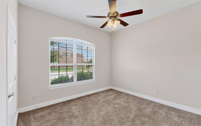 2512 CERRO RANCH Road, Aubrey, TX 76227, 4 Habitaciones Habitaciones , ,2 BañosBaños,Residential Lease,En Alquiler,2512 CERRO RANCH Road,20974763
