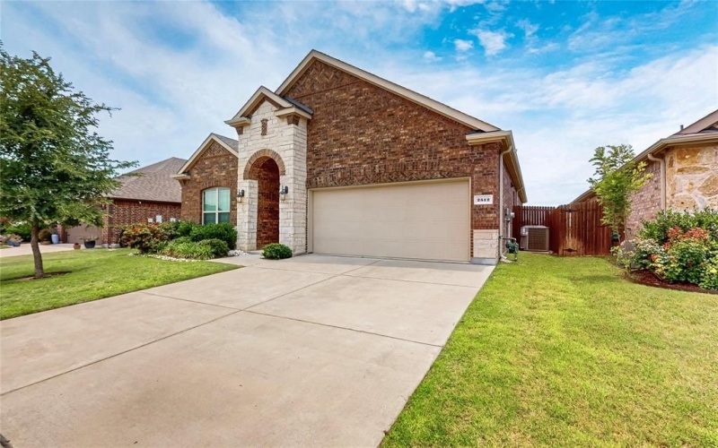 2512 CERRO RANCH Road, Aubrey, TX 76227, 4 Habitaciones Habitaciones , ,2 BañosBaños,Residential Lease,En Alquiler,2512 CERRO RANCH Road,20974763