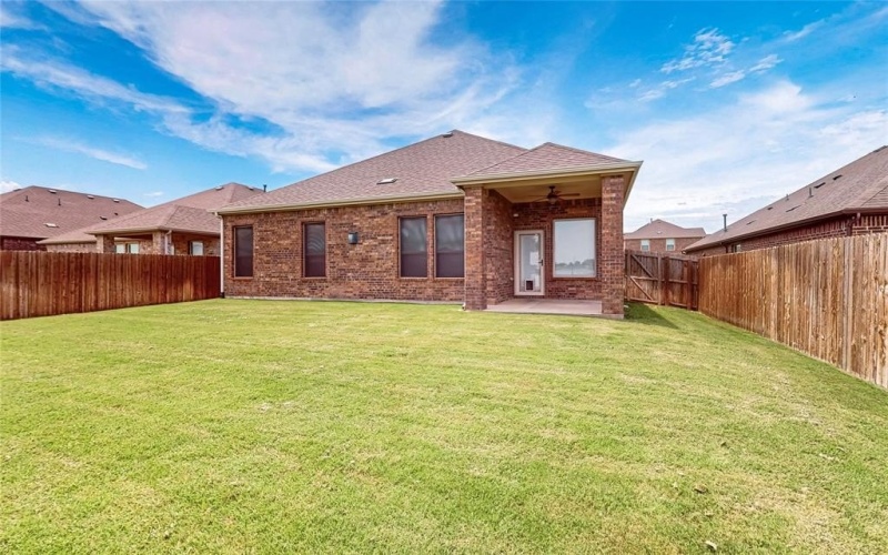 2512 CERRO RANCH Road, Aubrey, TX 76227, 4 Habitaciones Habitaciones , ,2 BañosBaños,Residential Lease,En Alquiler,2512 CERRO RANCH Road,20974763