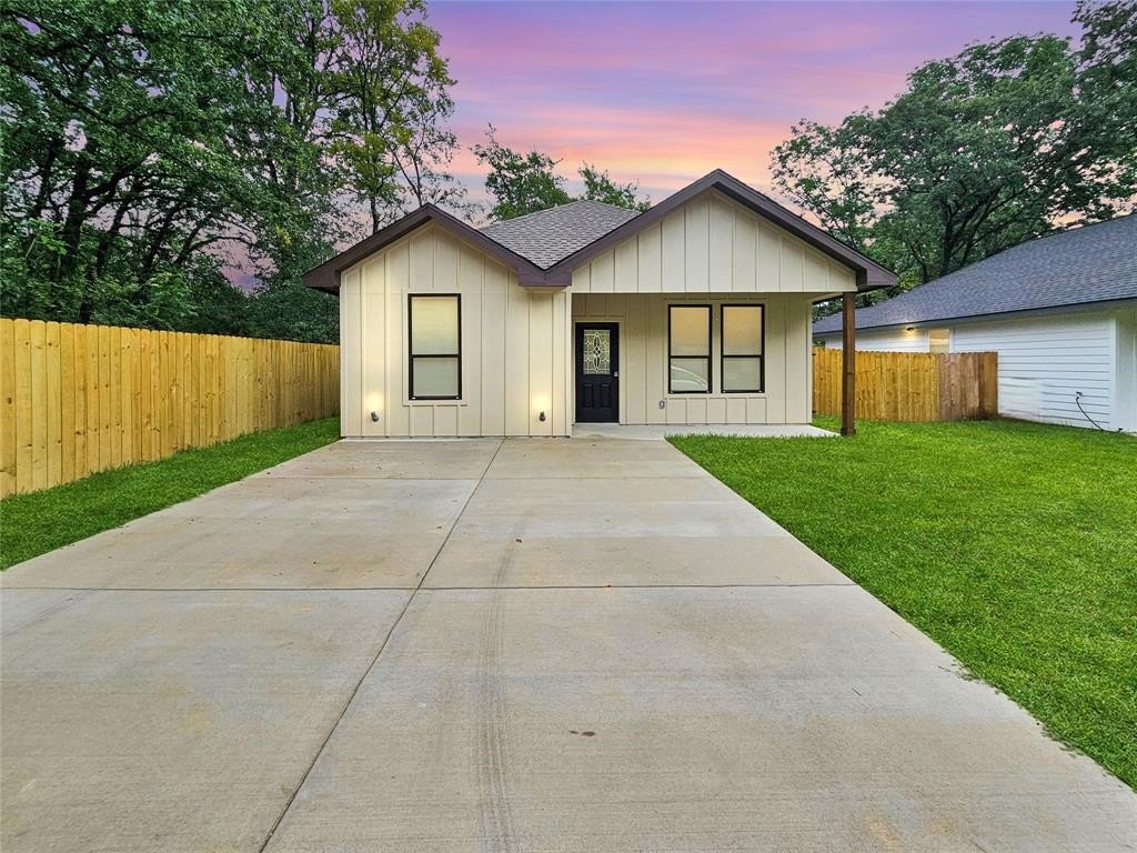 140 Mohican Trail, Mabank, TX 75156, 3 Bedrooms Bedrooms, ,2 BathroomsBathrooms,Residential,For Sale,140 Mohican Trail,20974800