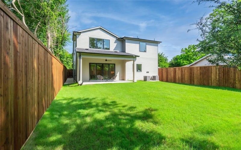 9006 Diceman Drive, Dallas, TX 75218, 4 Bedrooms Bedrooms, ,5 BathroomsBathrooms,Residential,For Sale,9006 Diceman Drive,20974814