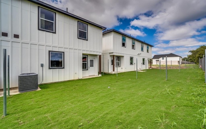916 Cooksey Court #B, Grandview, TX 76050, 3 Bedrooms Bedrooms, ,2 BathroomsBathrooms,Residential Lease,For Rent,916 Cooksey Court,20974938