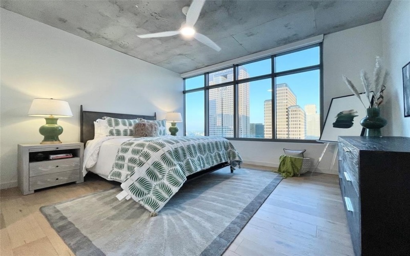 1801 N Pearl Street #2812, Dallas, TX 75201, 3 Bedrooms Bedrooms, ,2 BathroomsBathrooms,Residential Lease,For Rent,1801 N Pearl Street,20974992