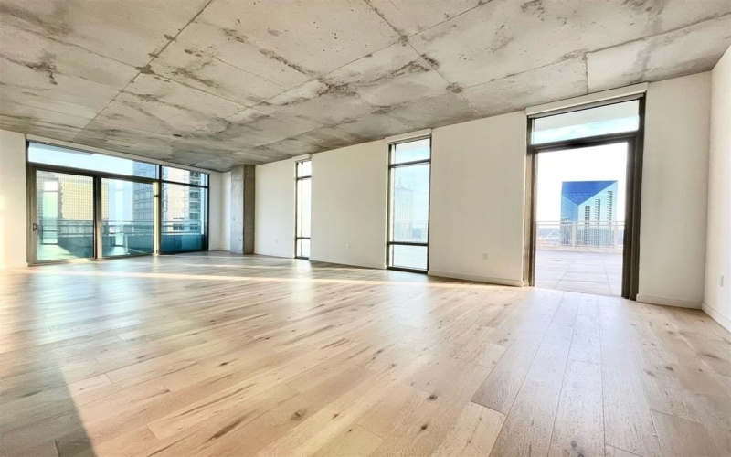 1801 N Pearl Street #2812, Dallas, TX 75201, 3 Bedrooms Bedrooms, ,2 BathroomsBathrooms,Residential Lease,For Rent,1801 N Pearl Street,20974992