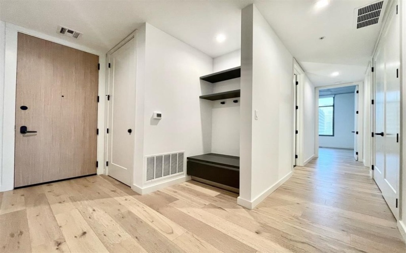 1801 N Pearl Street #2812, Dallas, TX 75201, 3 Bedrooms Bedrooms, ,2 BathroomsBathrooms,Residential Lease,For Rent,1801 N Pearl Street,20974992