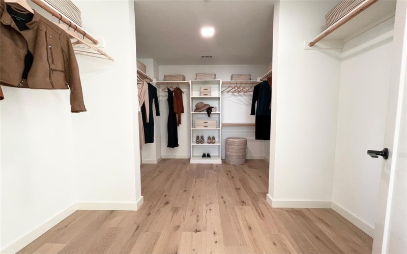 1801 N Pearl Street #2812, Dallas, TX 75201, 3 Bedrooms Bedrooms, ,2 BathroomsBathrooms,Residential Lease,For Rent,1801 N Pearl Street,20974992