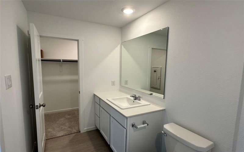 5100 Valhalla Drive, Ennis, TX 75119, 3 Bedrooms Bedrooms, ,2 BathroomsBathrooms,Residential Lease,For Rent,5100 Valhalla Drive,20975076