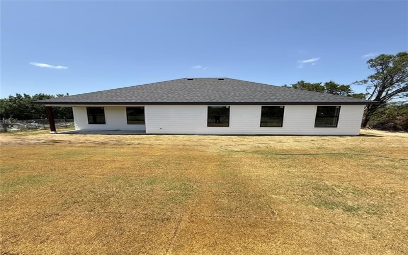 3505 Brazos River Drive, Granbury, TX 76048, 3 Bedrooms Bedrooms, ,2 BathroomsBathrooms,Residential,For Sale,3505 Brazos River Drive,20975184
