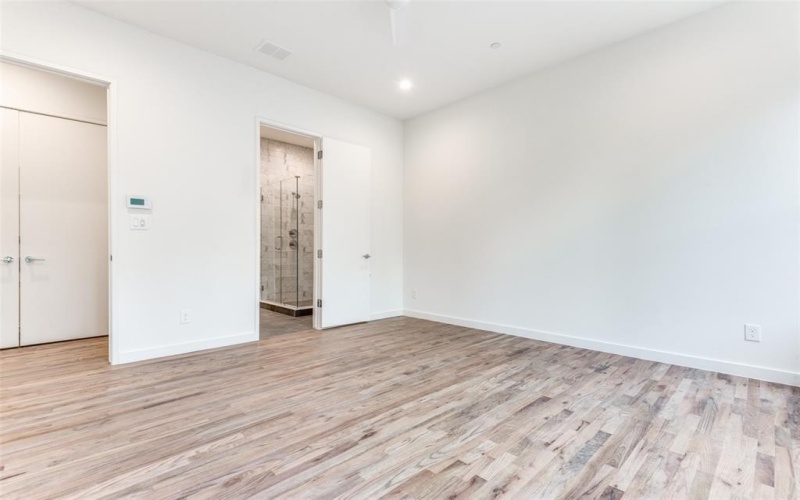 6319 Richmond Avenue #112, Dallas, TX 75214, 2 Bedrooms Bedrooms, ,2 BathroomsBathrooms,Residential Lease,For Rent,6319 Richmond Avenue,20975194