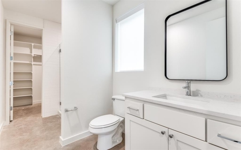 6319 Richmond Avenue #112, Dallas, TX 75214, 2 Bedrooms Bedrooms, ,2 BathroomsBathrooms,Residential Lease,For Rent,6319 Richmond Avenue,20975194