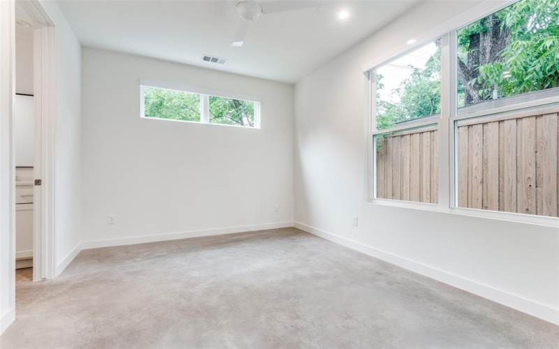 6319 Richmond Avenue #112, Dallas, TX 75214, 2 Bedrooms Bedrooms, ,2 BathroomsBathrooms,Residential Lease,For Rent,6319 Richmond Avenue,20975194