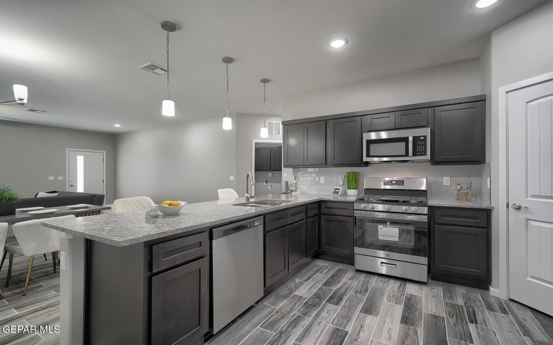 13881 Carloina Ponce Avenue, El Paso, TX 79928, 4 Bedrooms Bedrooms, ,2 BathroomsBathrooms,Residential,For Sale,13881 Carloina Ponce Avenue,924978