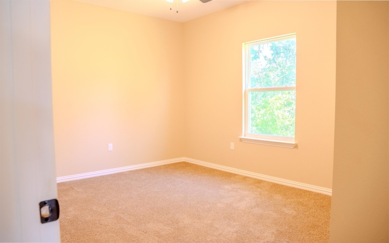 1917 Greenwood Avenue, Kingsland, TX 78639, 3 Habitaciones Habitaciones , ,2 BañosBaños,Residential,En Venta,1917 Greenwood Avenue,173862