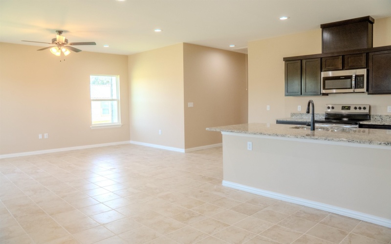 1858 Mosswood, Kingsland, TX 78639, 3 Habitaciones Habitaciones , ,2 BañosBaños,Residential,En Venta,1858 Mosswood,173865