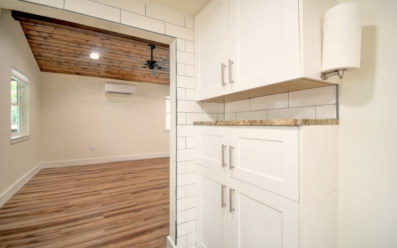 1302 McAllen St, Kerrville, TX 78028, 2 Habitaciones Habitaciones , ,1 BañoBaños,Residential,En Venta,1302 McAllen St,119629